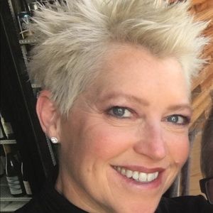 Meet your Posher, Jjennifer